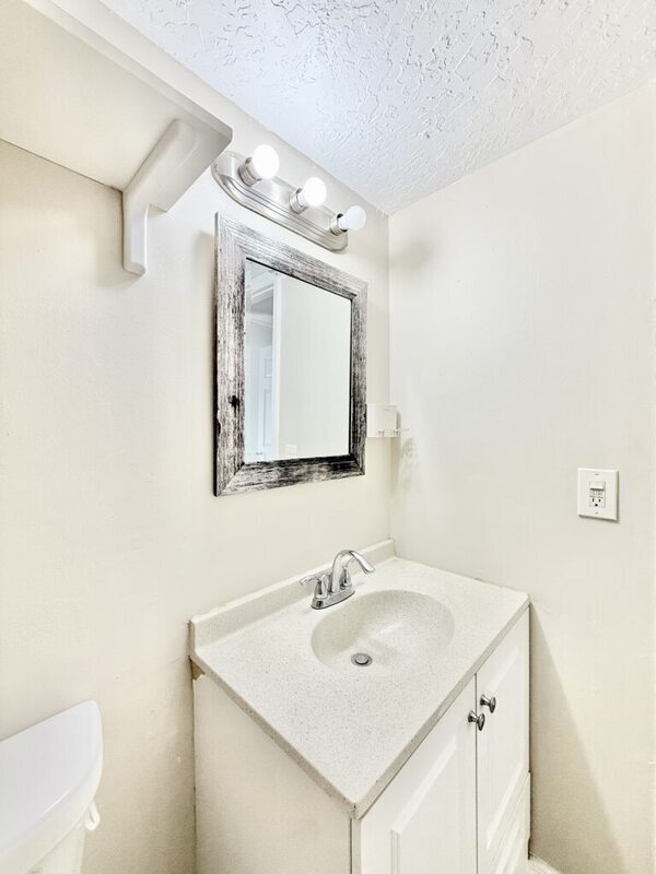 Building Photo - 2625 FL-590