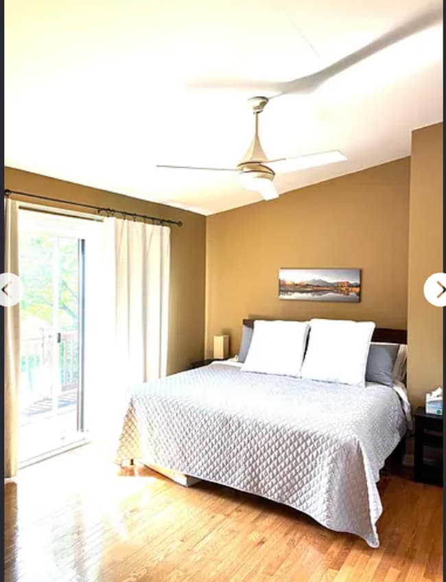 Building Photo - Spectacular 2 Bedroom Waterfront Townhome ...