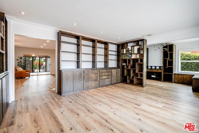 Building Photo - 3012 Bagley Ave