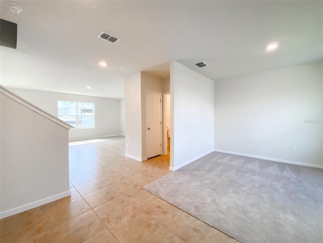 Building Photo - 1564 Aspen Ave