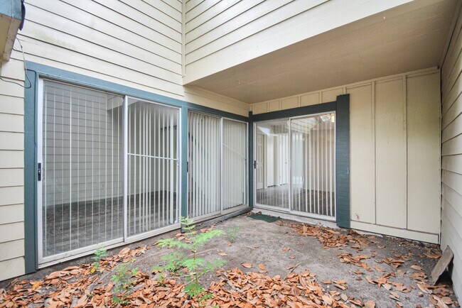 Building Photo - 7178 S Dairy Ashford Rd