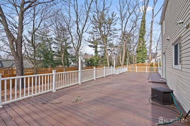 Building Photo - 95 Westons Mill Rd