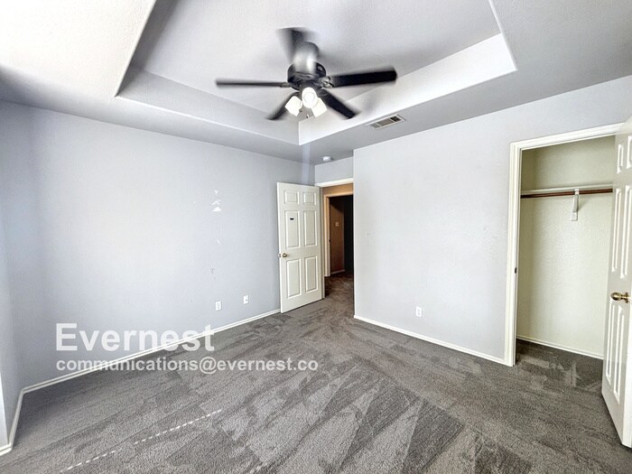 Building Photo - 1605 Catherine Ct