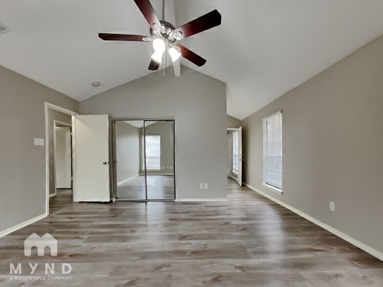 Building Photo - 25515 Mill Pond Ln