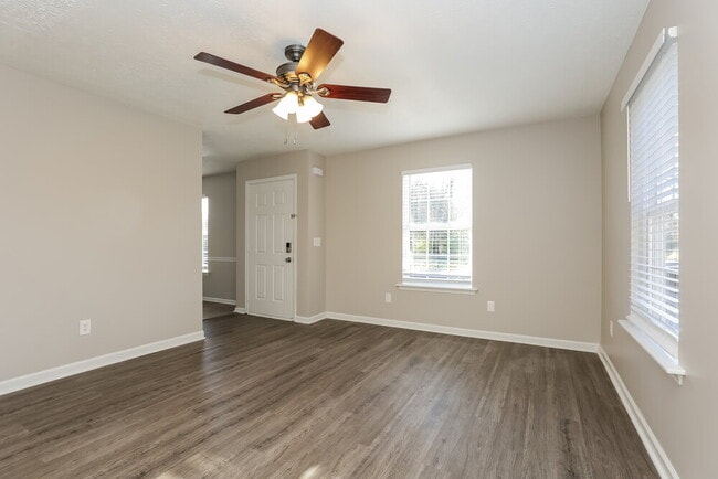 Building Photo - 3341 Mullins Ct
