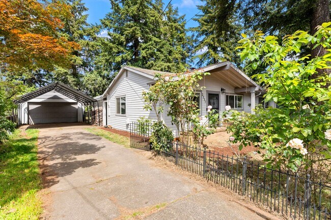 Building Photo - 2237 SE 139th Ave