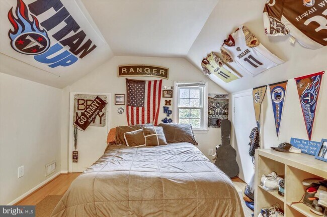 Building Photo - 1048 Dalebrook Dr