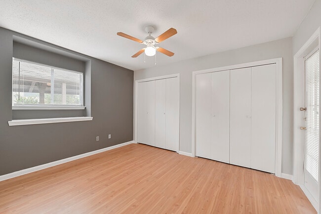 Building Photo - Cedar Creek Apartments