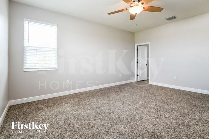 Building Photo - 12211 Moss Lake Loop
