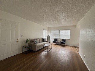 Building Photo - 6204 3rd Ave