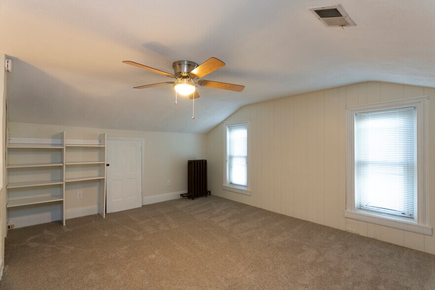Building Photo - 4238 Pechin St