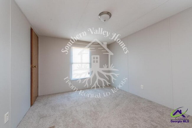 Building Photo - 349 Brighton Dr