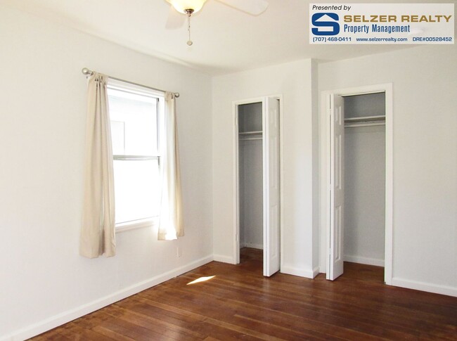 Building Photo - Cozy 1 bd. westside home; walk downtown!