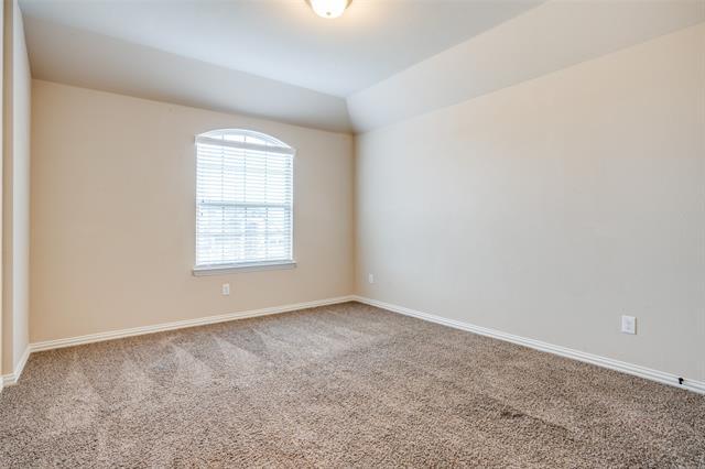 Building Photo - 3303 Robin Trl