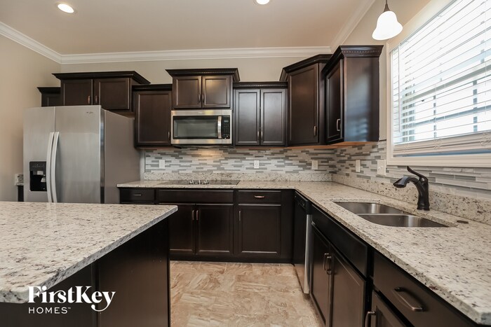 Building Photo - 1285 Winterset Dr