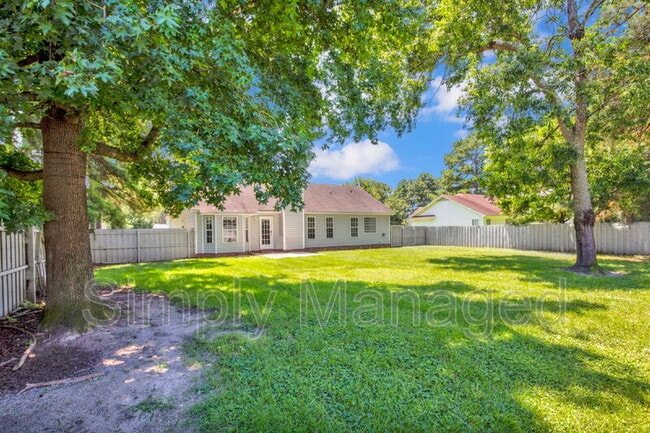 Building Photo - 104 Stockade Ct