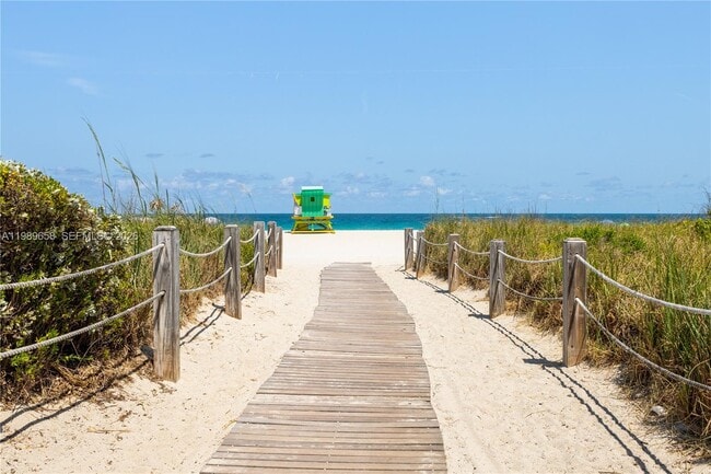 Building Photo - 401 Ocean Dr