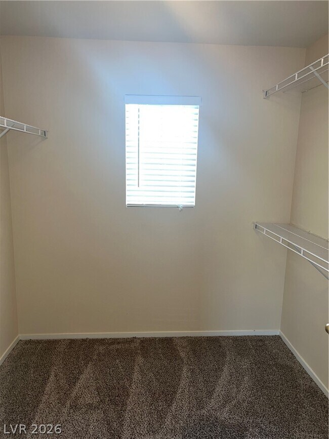 Building Photo - 10236 Wolf Pack Ln