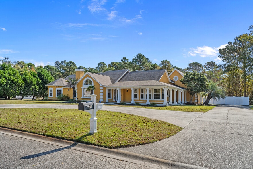 Building Photo - 2409 Hunters Trl