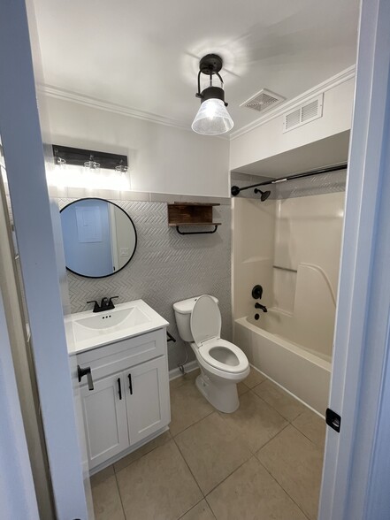 Building Photo - 4539 Kimberly Way