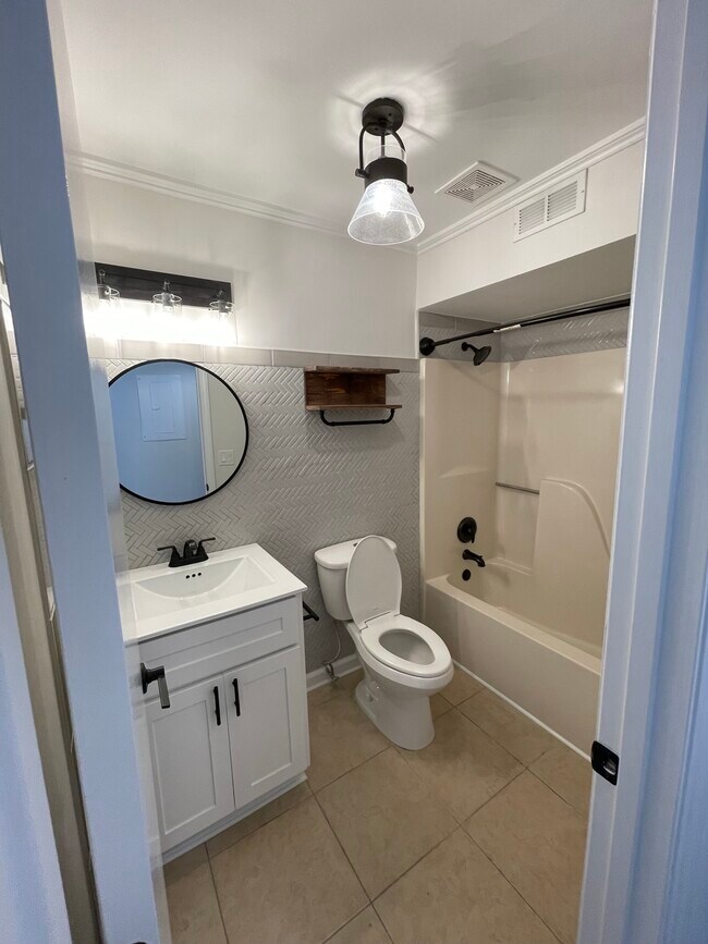 Building Photo - 4539 Kimberly Way