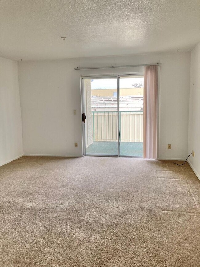 Building Photo - 1 Bedroom Laughlin Condo in South Bay!!