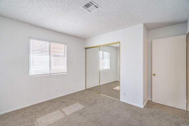 Building Photo - 1333 Pinto Rock Ln