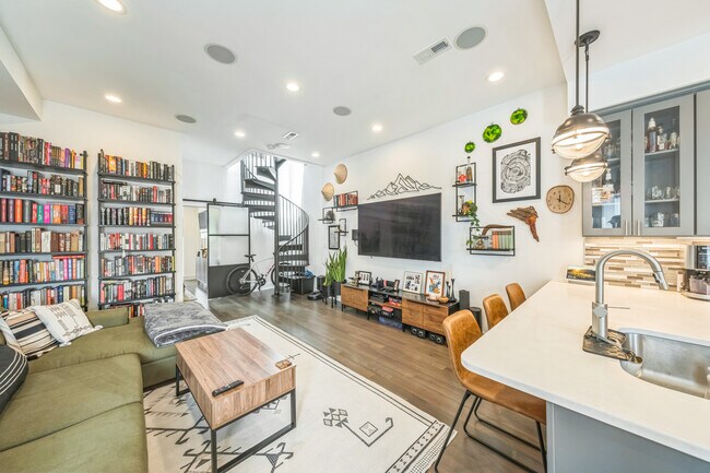 Building Photo - 3453 Holmead Pl NW