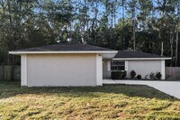 Building Photo - 614 Fox Lake Dr