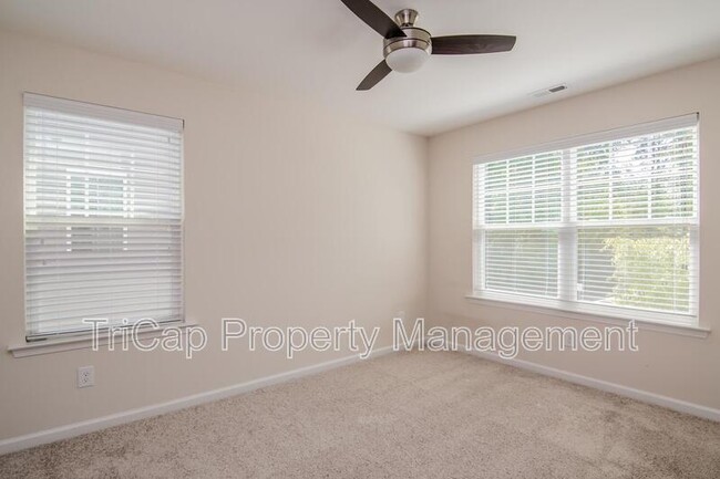 Building Photo - 1012 Laurel Twist Rd