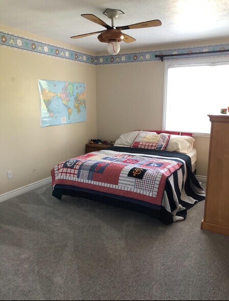 Building Photo - 4588 Spring Meadow Dr