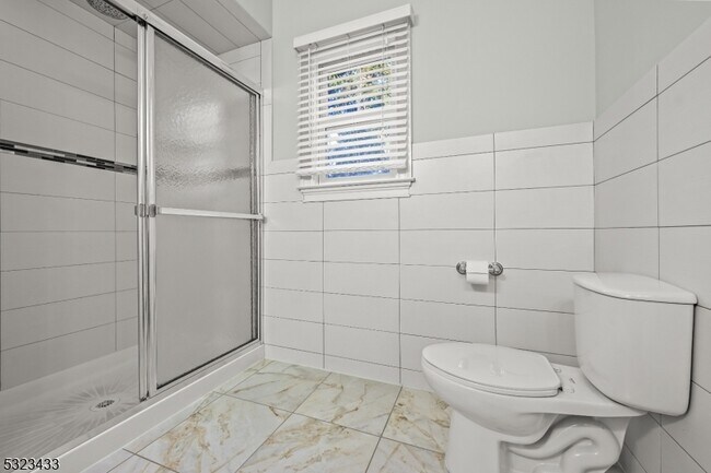 Building Photo - 64 Kent Pl Blvd