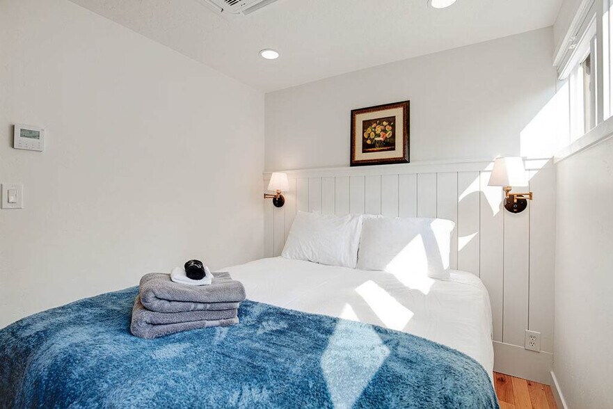 Building Photo - 820 N 25th St