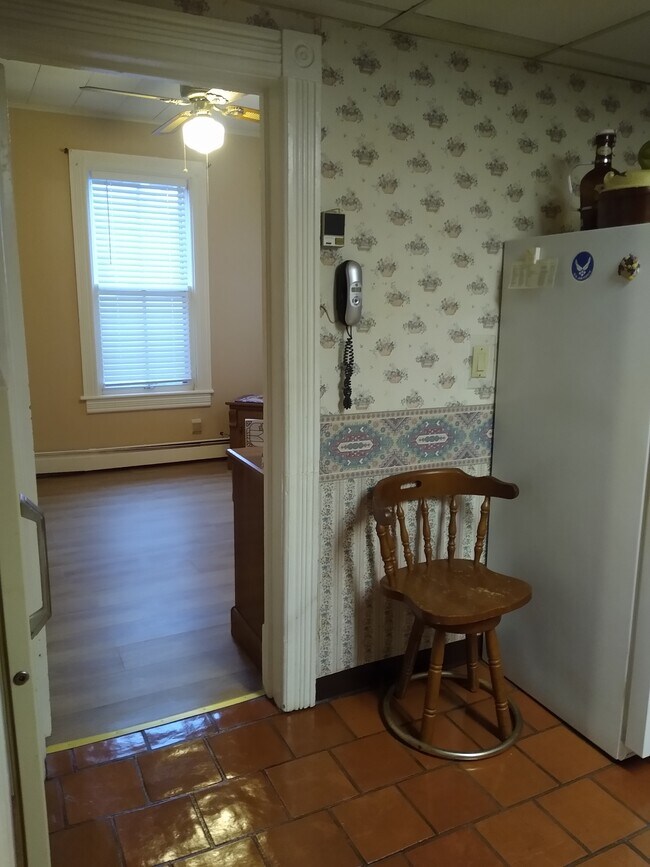 Building Photo - 47 Continental Ave