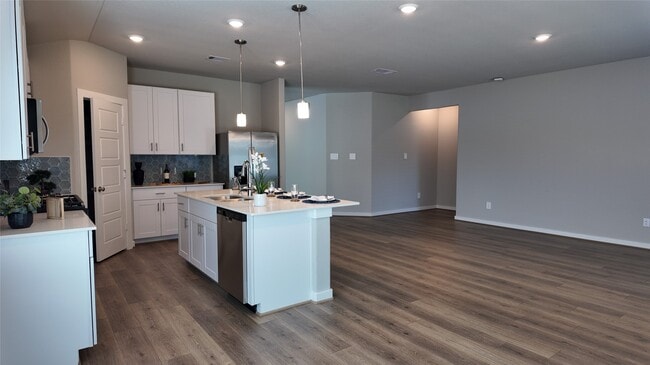 Building Photo - 1629 Hopson Rnch Dr