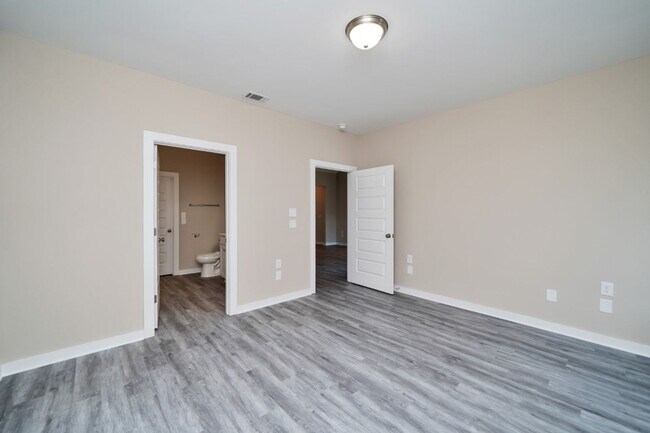 Building Photo - New Construction Elegance on a Peaceful Cul-de-Sac — Move Into Luxury!”