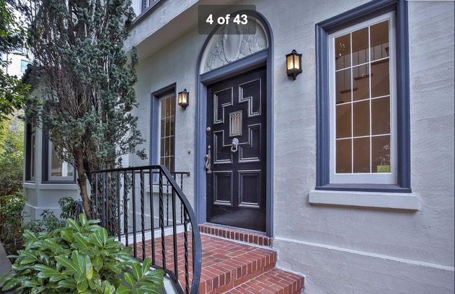 Building Photo - 2025 Jackson St