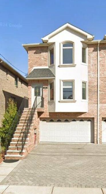 Primary Photo - 241 Knox Ave