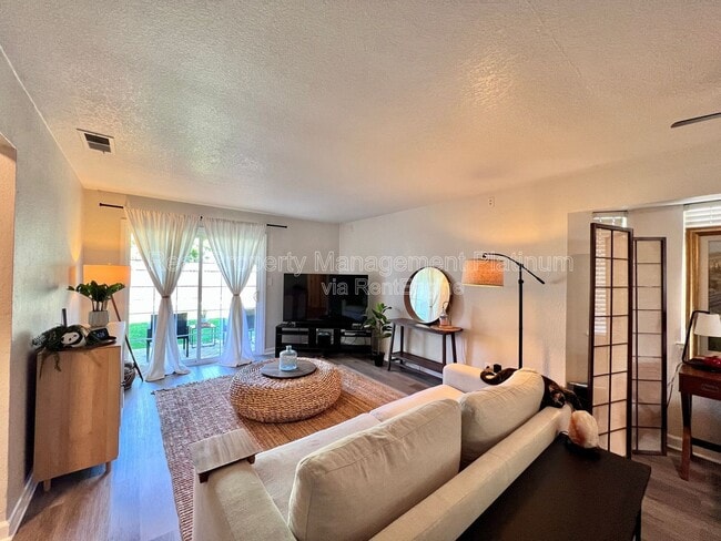 Building Photo - 4244 N Brix Ave