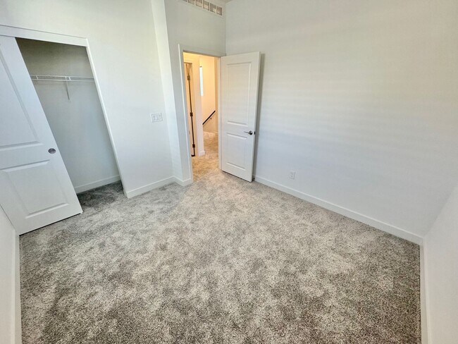 Building Photo - MOVE IN SPECIAL WITH THIS BEAUTIFUL BRAND NEW HOME: 3-BEDROOM HOME IN SUMMERLIN RESIDENCE