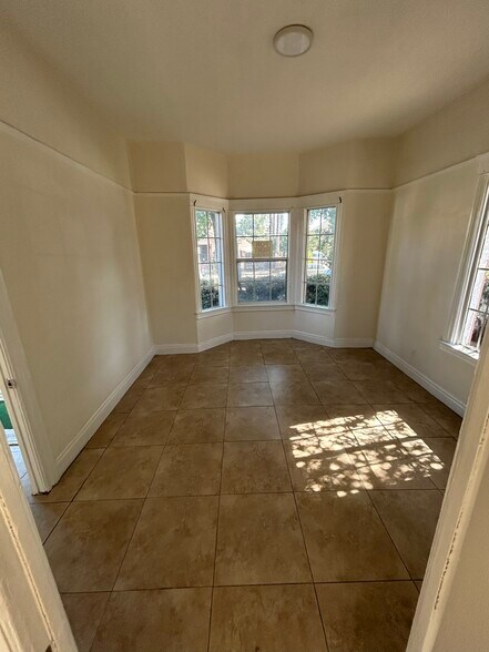 Building Photo - 4221 S Olive St