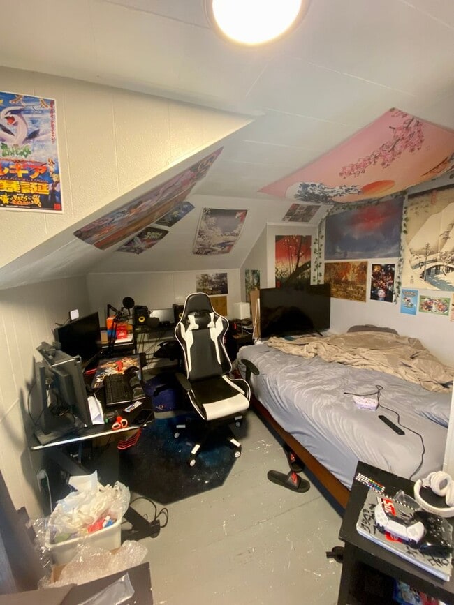 Building Photo - 1000 Billy Frank Jr. St