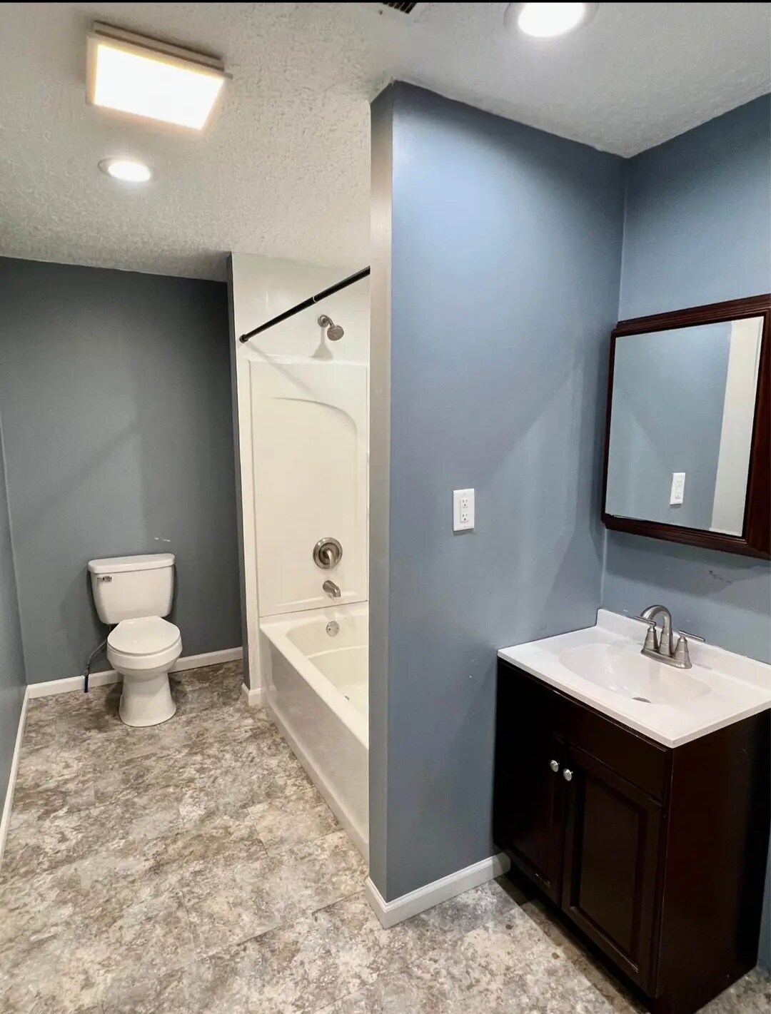 Building Photo - 306 Merchant St