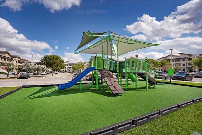 Building Photo - 8151 NW 104th Ave