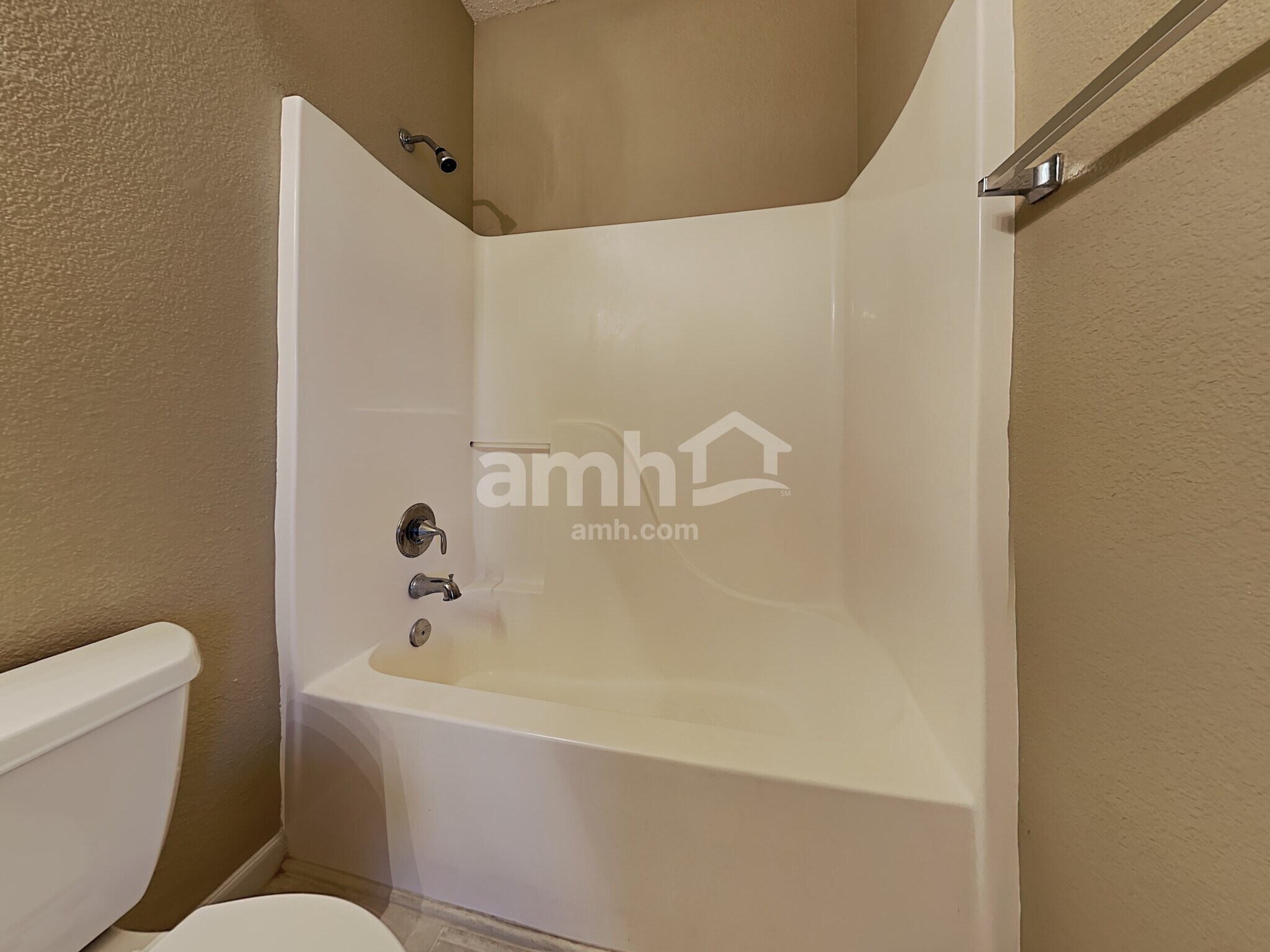 Building Photo - 6723 Harvest Ridge Ct