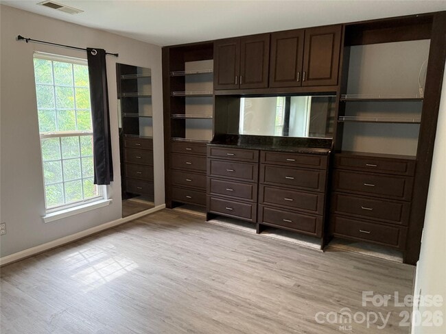 Building Photo - 11814 Chelton Ridge Ln
