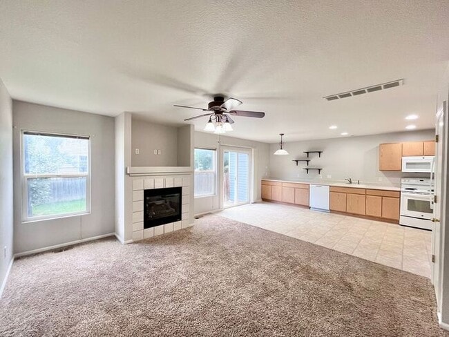 Primary Photo - NEW CARPET & PAINT! Beautiful 3 Bedroom 2 ...