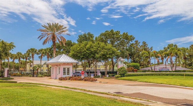 Building Photo - 5266 Beach Dr SE