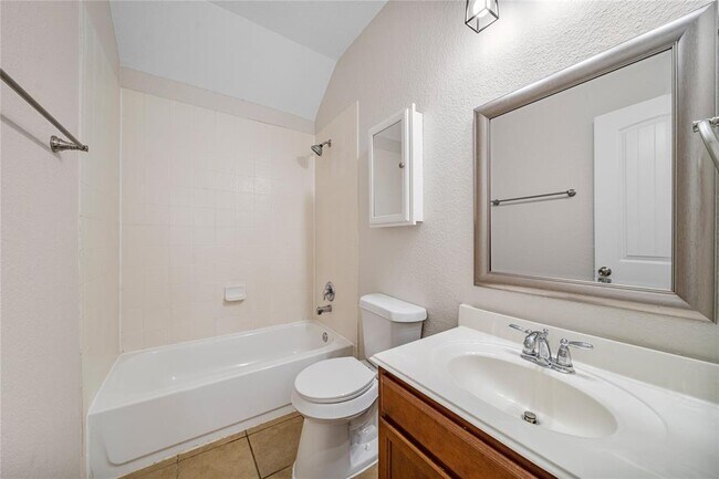 Building Photo - 6139 Sierra Springs Ln