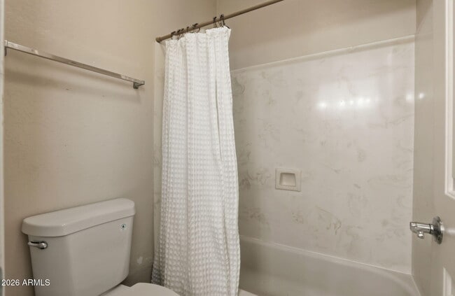 Building Photo - 15372 W Dahlia Dr